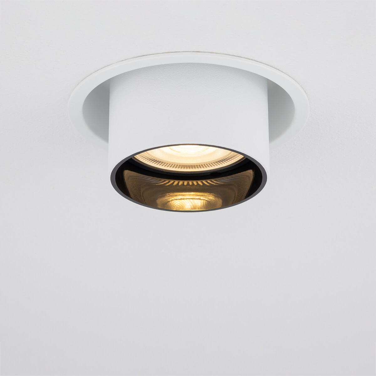 products2024020637bf362e-3d79-4202-8cce-8ed222c70baa